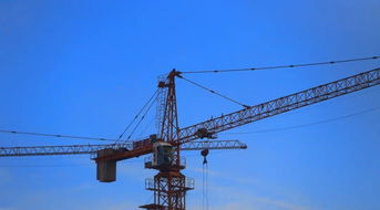 湖南塔吊倒塌事故致2死，5名公職人員被停職調查，敲響安全生產警鐘